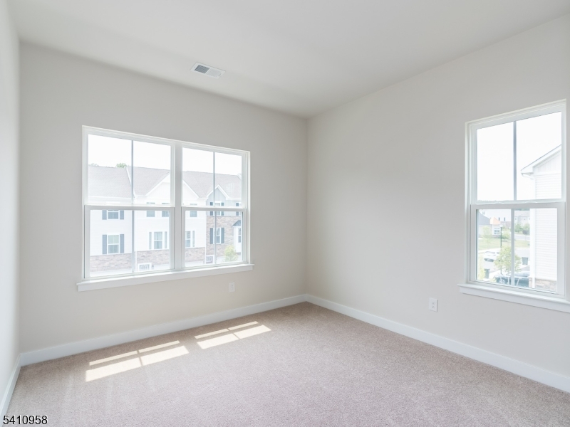 Mountain Ridge - Residential