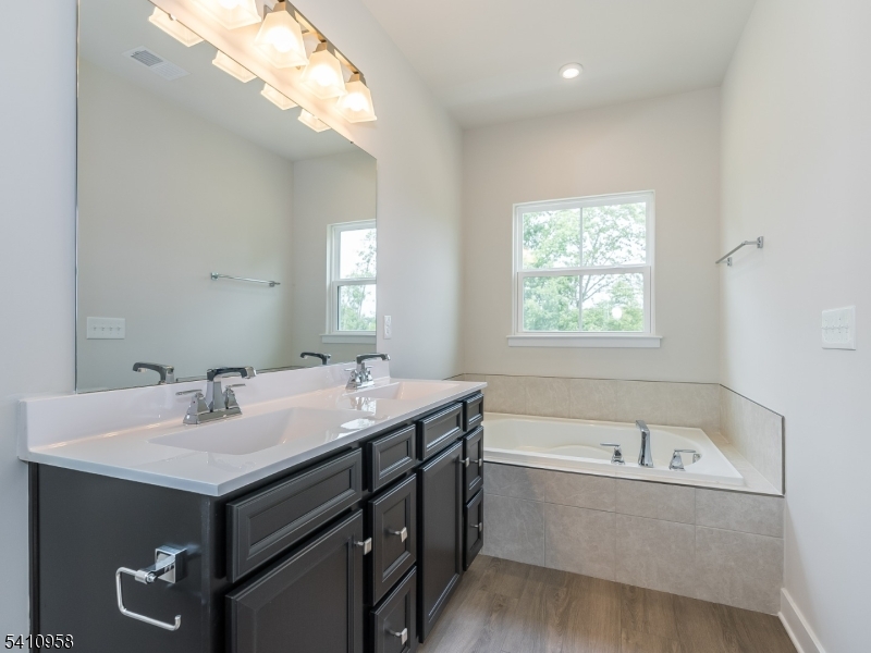 Mountain Ridge - Residential