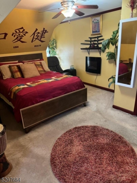 Roselle Boro, New Jersey 07203, United States, 6 Bedrooms Bedrooms, ,3 BathroomsBathrooms,Residential,Active,53516