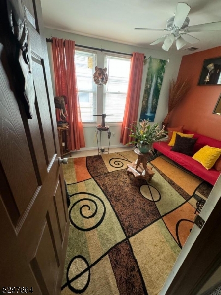 Roselle Boro, New Jersey 07203, United States, 6 Bedrooms Bedrooms, ,3 BathroomsBathrooms,Residential,Active,53516