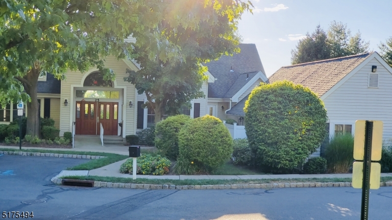 Four Oaks/The Hills - Residential Lease