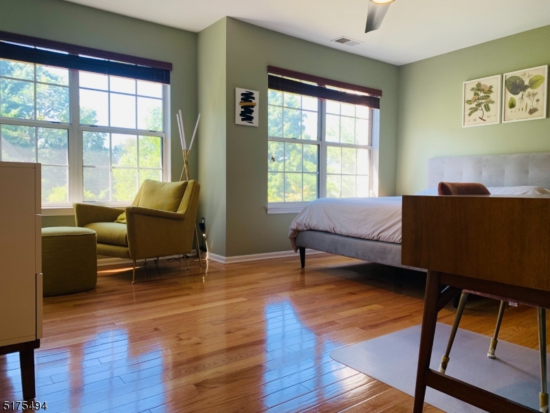 Four Oaks/The Hills - Residential Lease