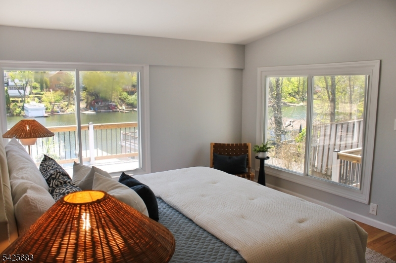 Lake Hopatcong lake front - Residential