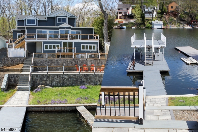 Lake Hopatcong lake front - Residential