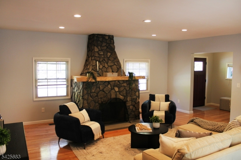 Lake Hopatcong lake front - Residential