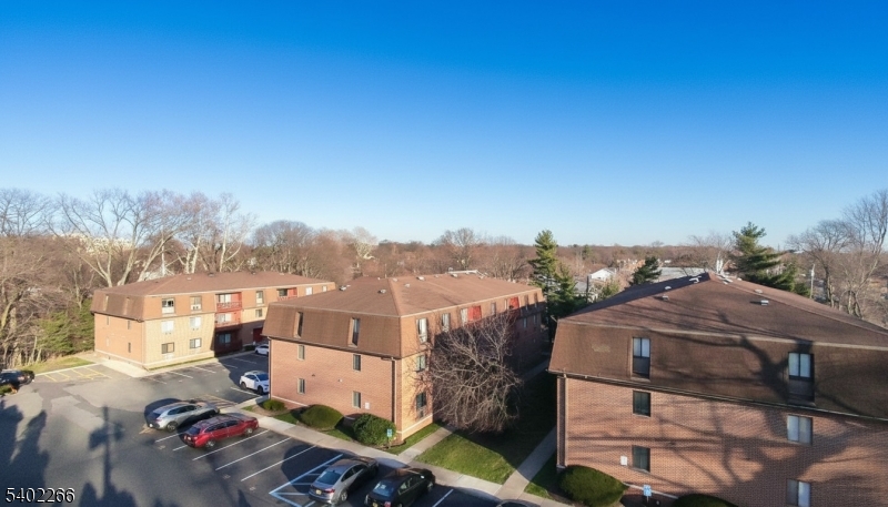 Belleville Commons - Residential