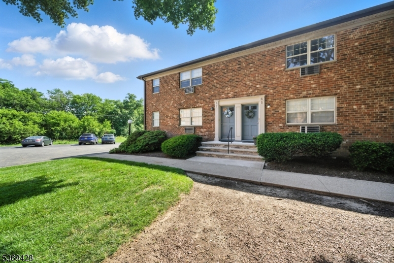 Valley Stream - Residential Lease