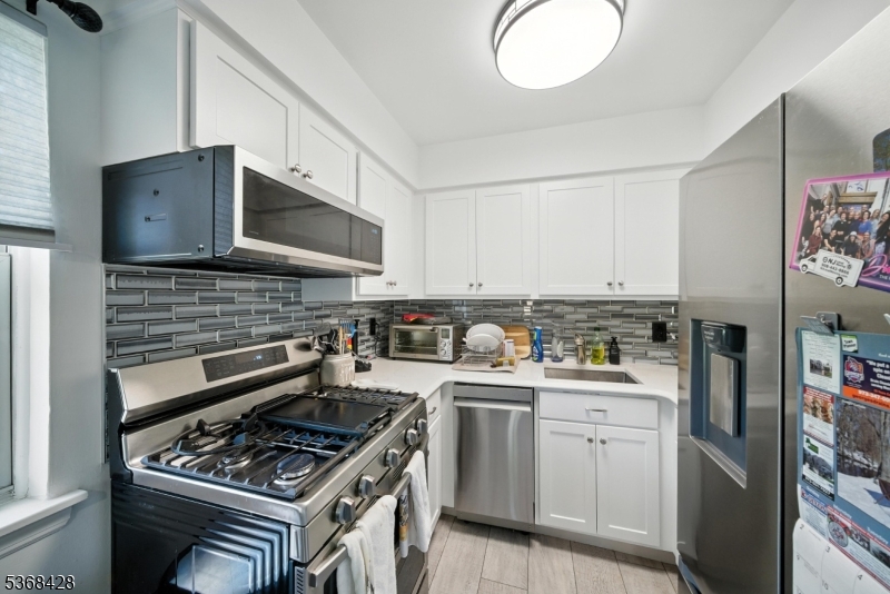 Valley Stream - Residential Lease