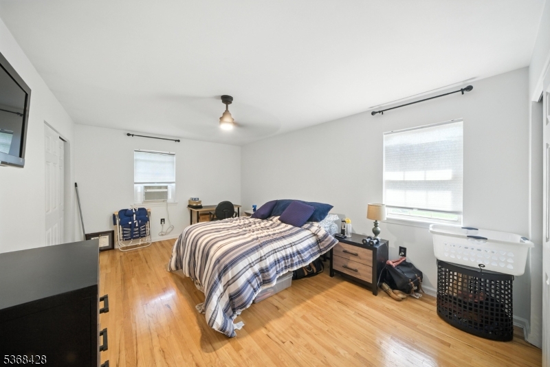 Valley Stream - Residential Lease