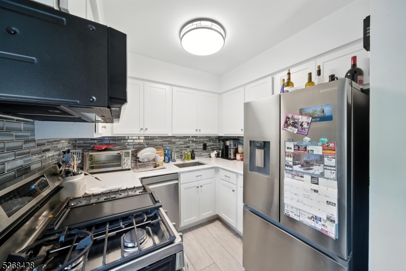 Valley Stream - Residential Lease