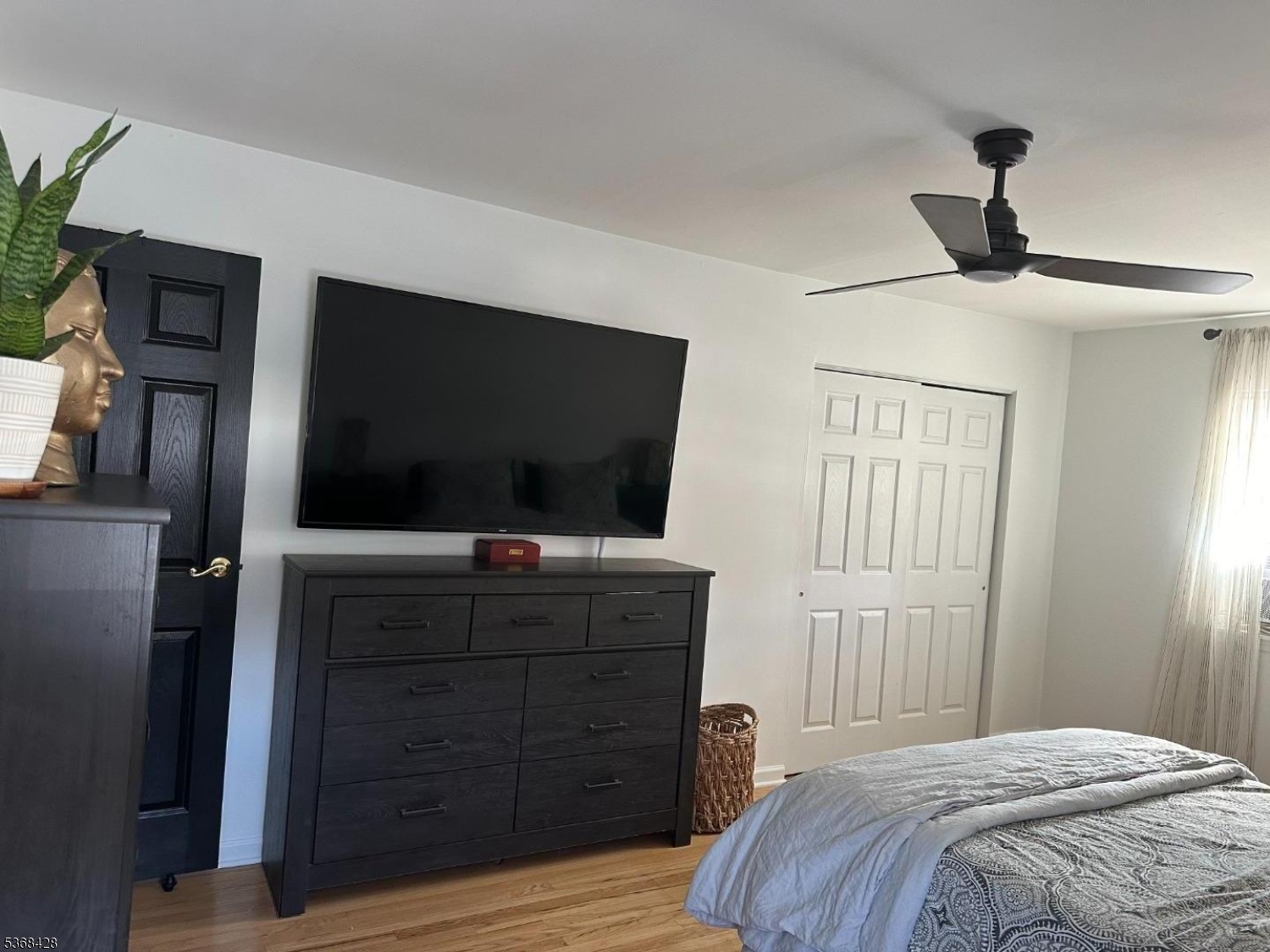 Valley Stream - Residential Lease