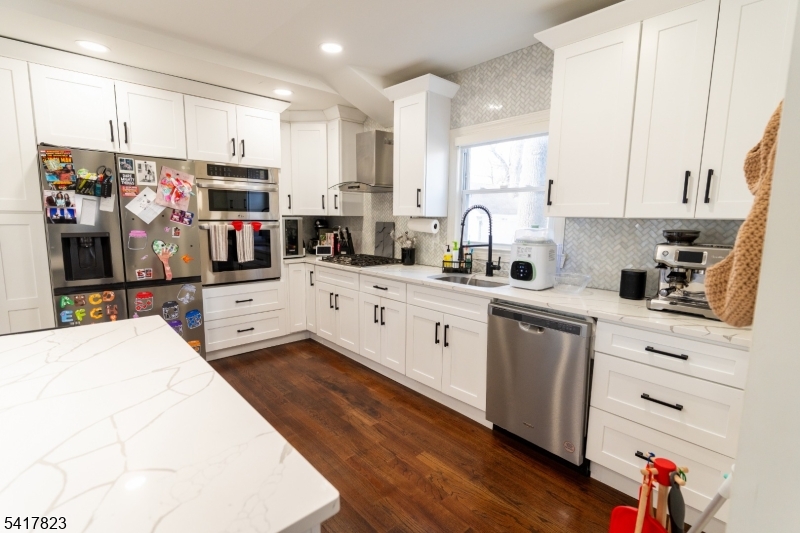 Seven Oaks - Residential