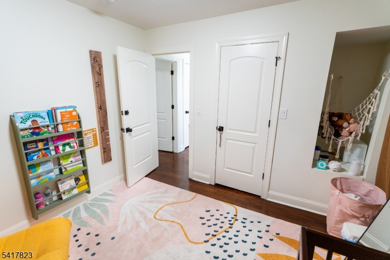 Seven Oaks - Residential