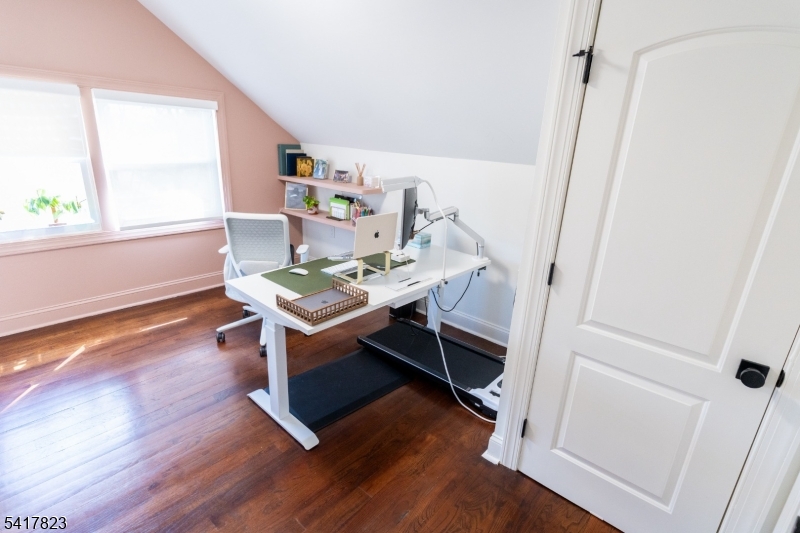 Seven Oaks - Residential