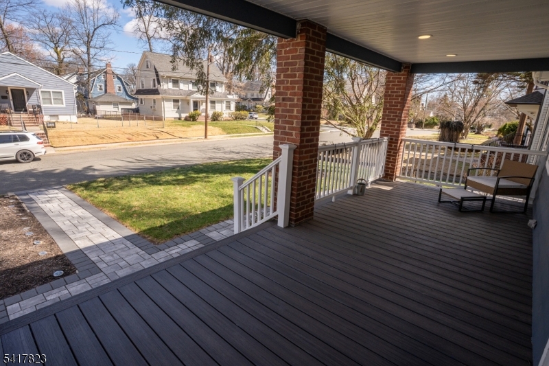 Seven Oaks - Residential