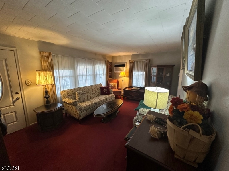 White Meadow Lake - Residential