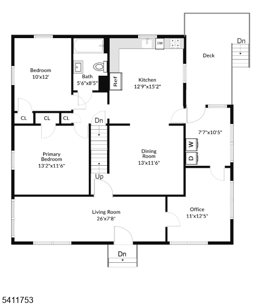 Main image without alt text