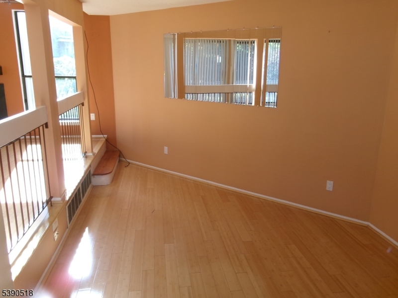 Whitehall Manor - Residential Lease