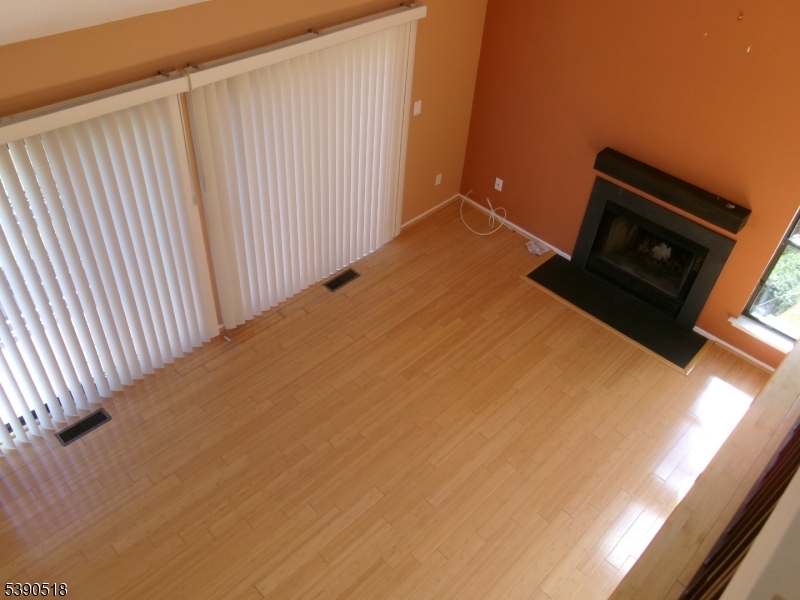 Whitehall Manor - Residential Lease