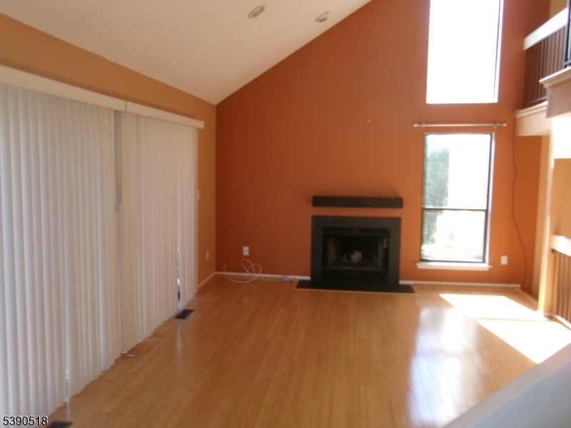 Whitehall Manor - Residential Lease