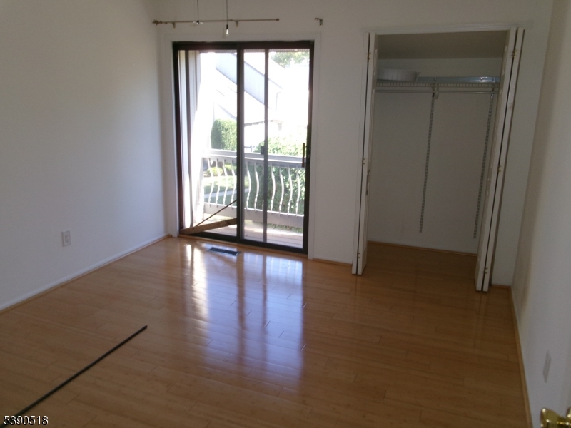 Whitehall Manor - Residential Lease