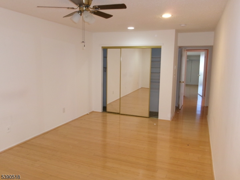 Whitehall Manor - Residential Lease