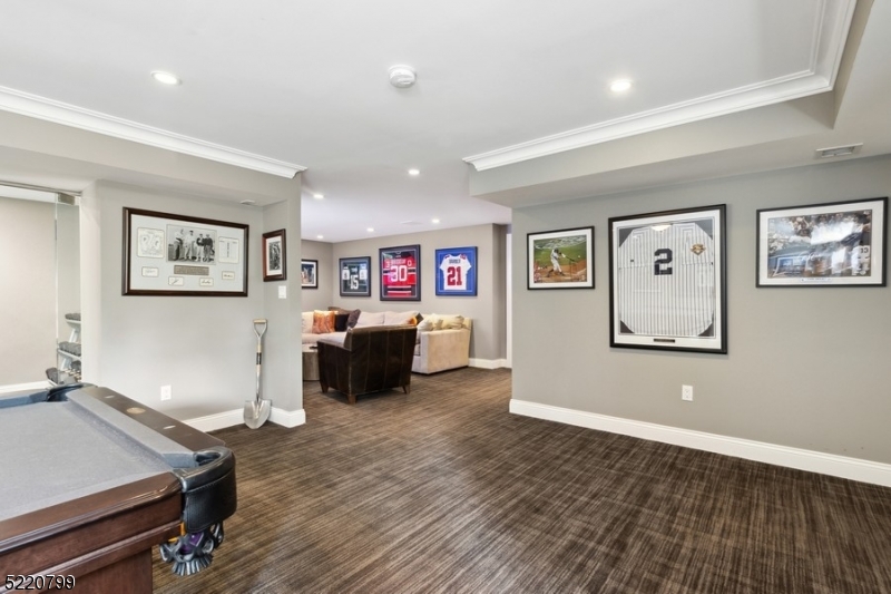 North Summit - Residential