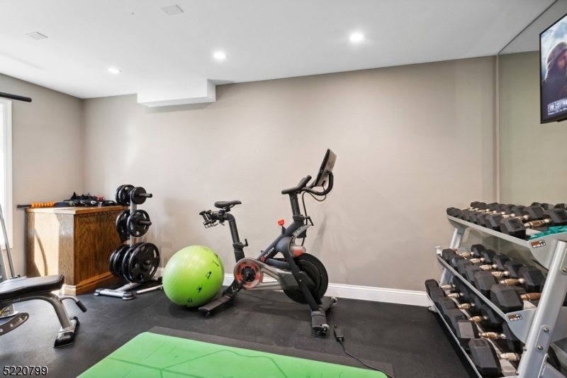 North Summit - Residential