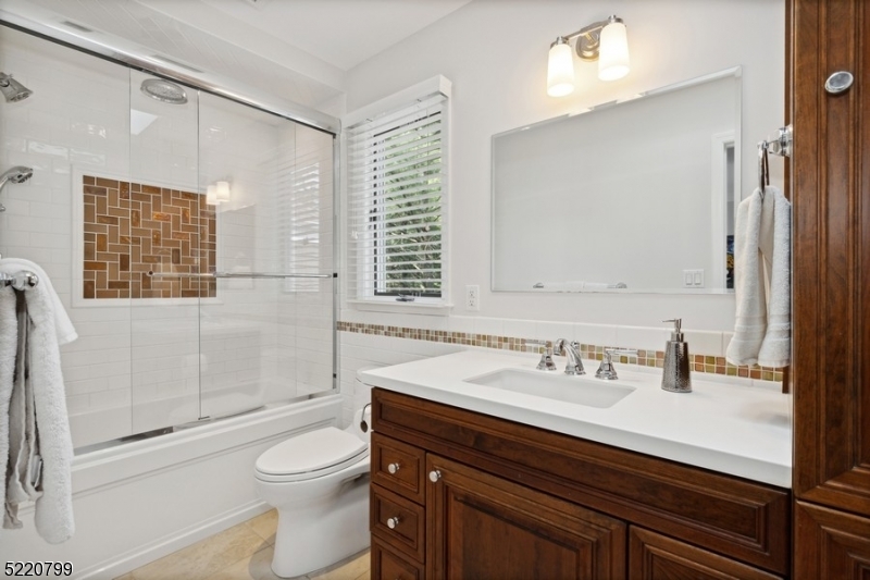 North Summit - Residential