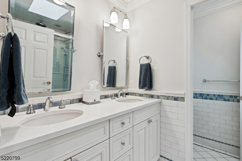 North Summit - Residential