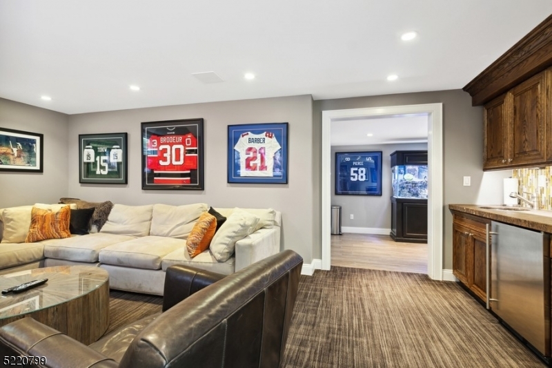 North Summit - Residential