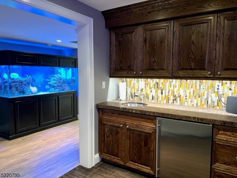 North Summit - Residential