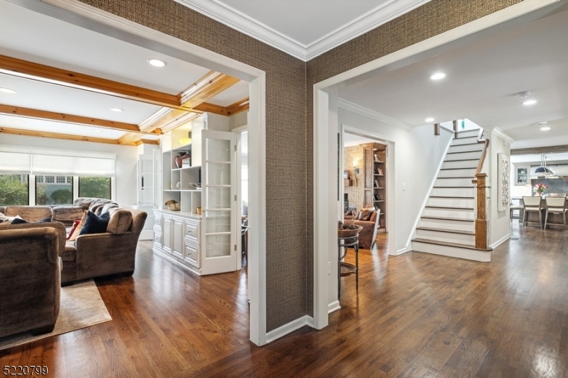 North Summit - Residential