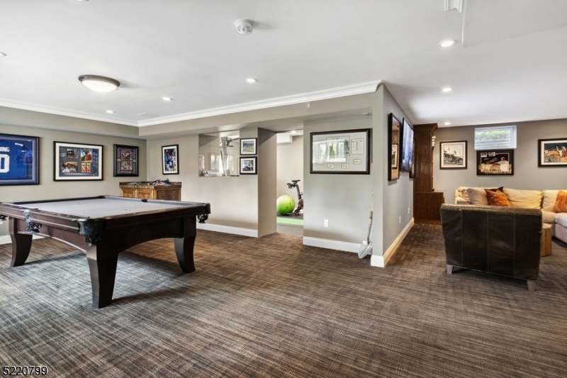 North Summit - Residential