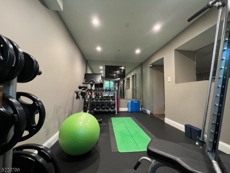 North Summit - Residential