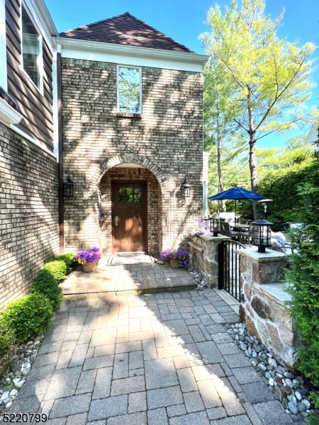 North Summit - Residential