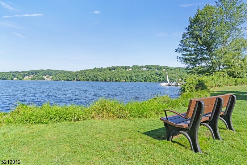 White Meadow Lake - Residential