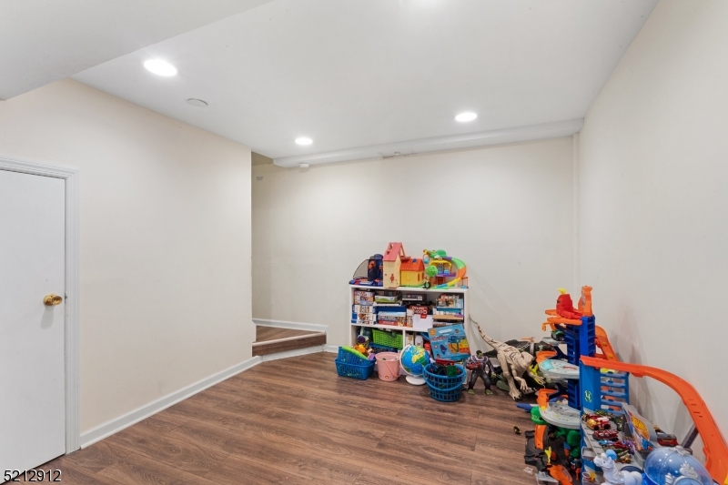 White Meadow Lake - Residential