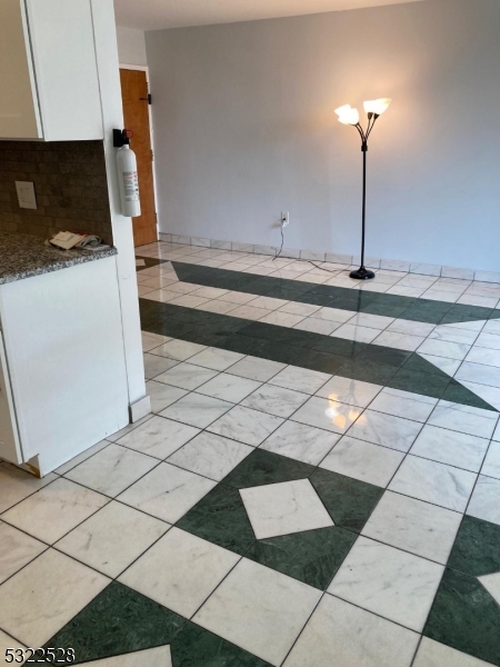 Polonaise Condominiums - Residential