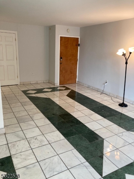 Polonaise Condominiums - Residential