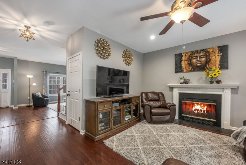 THE PEAKS - Residential