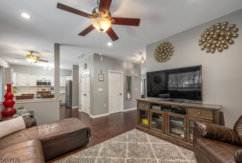 THE PEAKS - Residential