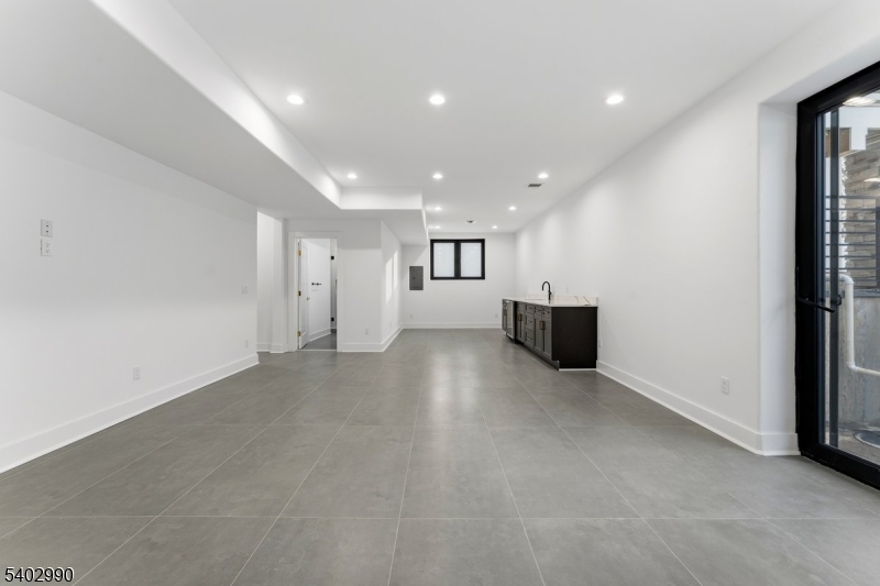 Collins - Residential