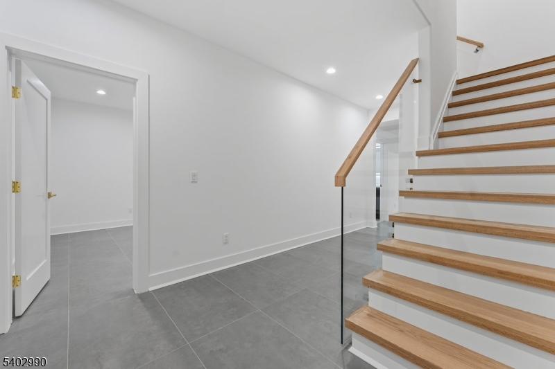 Collins - Residential