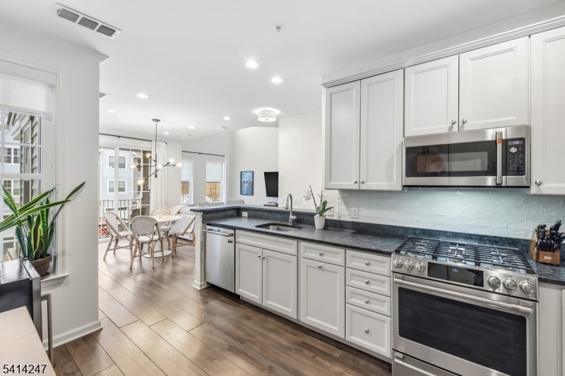 Hilltop - Residential