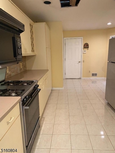 LONGVIEW - Residential