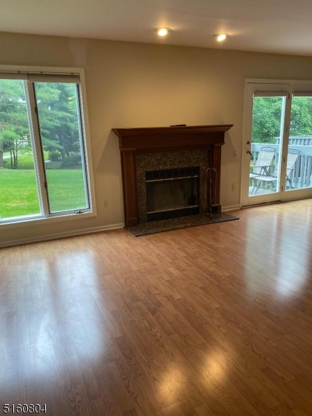 LONGVIEW - Residential