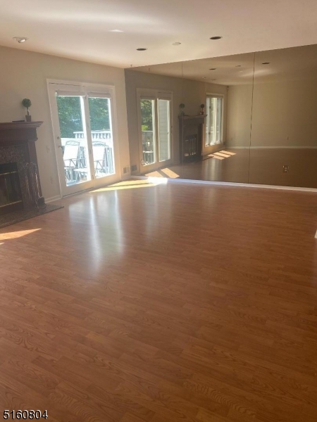 LONGVIEW - Residential