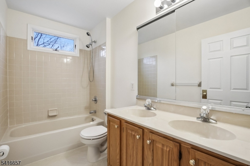 Stewarts Hunt - Residential