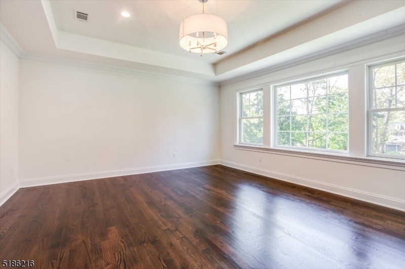 Knollwood - Residential